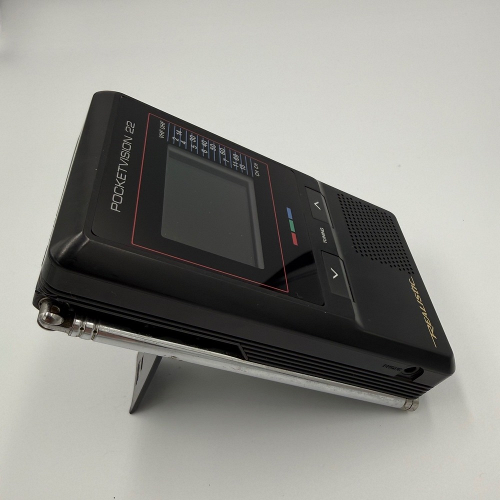 Vintage 80's‎ Realistic Pocketvision 22 Portable TV 16-159A  LCD Not Working